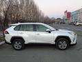 Toyota RAV4 2023 годаfor18 200 000 тг. в Усть-Каменогорск – фото 4