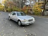 Mercedes-Benz E 320 1997 года за 3 800 000 тг. в Алматы – фото 5