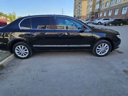 Skoda Superb 2012 года за 5 000 000 тг. в Актобе – фото 6