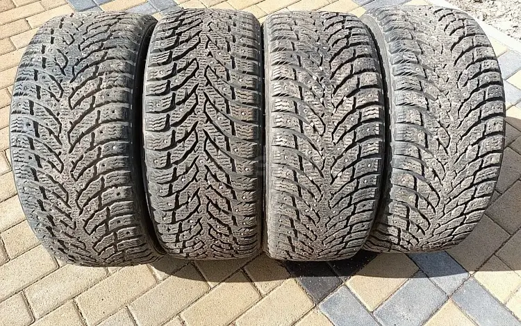 Шины 215/40 R17 — "Nokian Hakkapeliitta 9" (Россия), шипованные. за 180 000 тг. в Астана