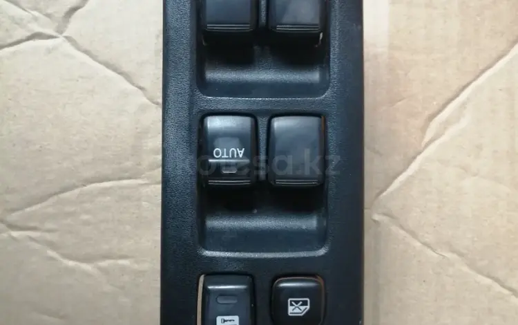 Блок кнопок стеклоподъемников на Toyota Highlander 2001, v2.4 год автоматүшін10 000 тг. в Караганда