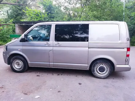 Volkswagen Transporter 2010 года за 5 000 000 тг. в Алматы – фото 7