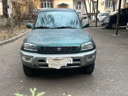 Toyota RAV4 2000 года за 3 500 000 тг. в Алматы