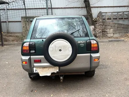 Toyota RAV4 2000 года за 3 500 000 тг. в Алматы – фото 2