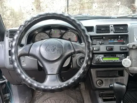 Toyota RAV4 2000 года за 3 500 000 тг. в Алматы – фото 4