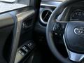 Toyota RAV4 2017 года за 11 490 000 тг. в Актобе – фото 8
