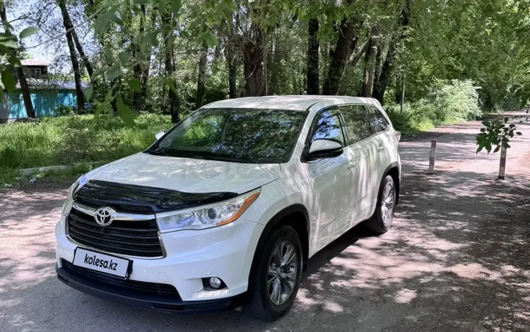 Toyota Highlander 2014 года за 14 800 000 тг. в Алматы