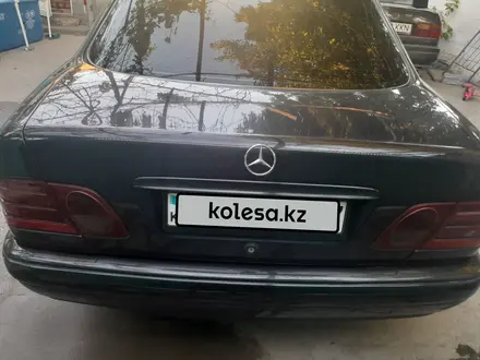 Mercedes-Benz E 280 1996 года за 2 300 000 тг. в Шымкент – фото 3