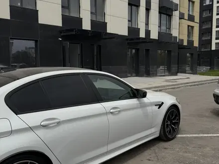 BMW M5 2022 года за 54 900 000 тг. в Алматы – фото 8