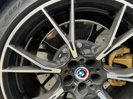 BMW M5 2022 года за 54 900 000 тг. в Алматы – фото 7