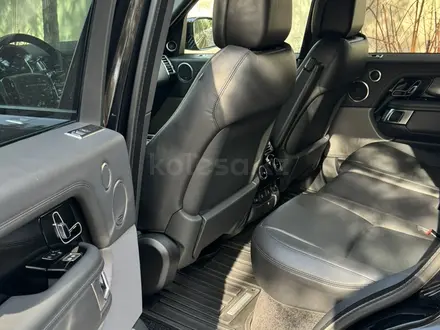 Land Rover Range Rover 2021 года за 47 000 000 тг. в Алматы – фото 15