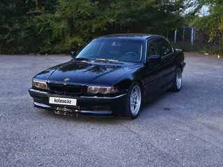 BMW 728