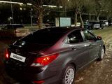 Hyundai Solaris 2011 годаүшін3 990 000 тг. в Актобе – фото 3