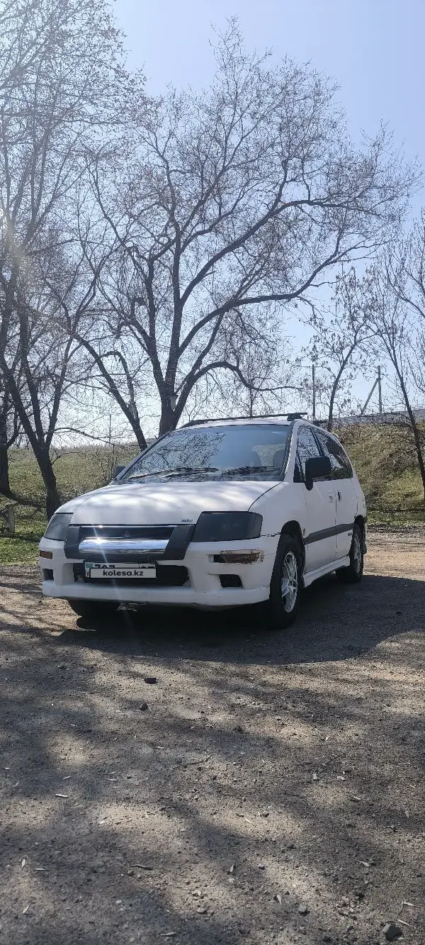 Mitsubishi RVR, 1998