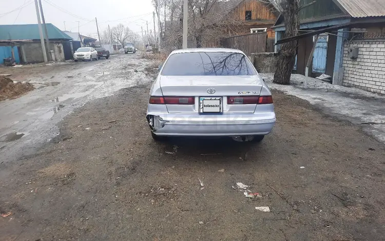 Toyota Camry 1998 года за 1 800 000 тг. в Семей