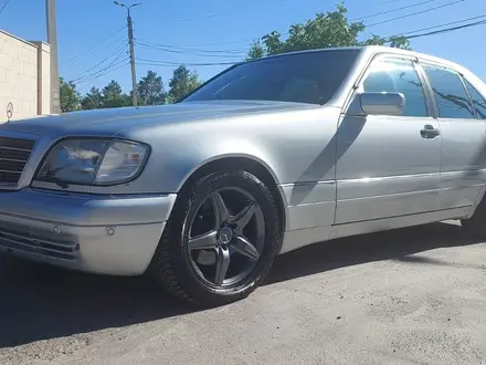 Mercedes-Benz S 320 1997 года за 3 800 000 тг. в Тараз – фото 5