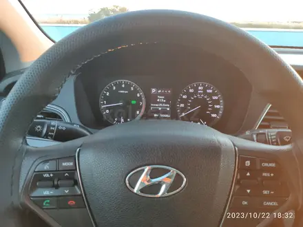 Hyundai Sonata 2016 года за 6 500 000 тг. в Актау – фото 2