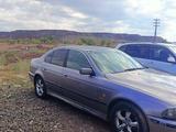 BMW 528 1996 года за 2 400 000 тг. в Сатпаев – фото 3