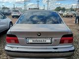 BMW 528 1996 года за 2 400 000 тг. в Сатпаев – фото 4
