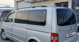 Volkswagen Multivan 2005 года за 7 800 000 тг. в Алматы – фото 4
