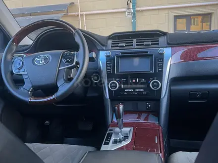Toyota Camry 2014 года за 11 000 000 тг. в Жанаозен – фото 10