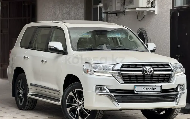 Toyota Land Cruiser 2021 годаfor41 700 000 тг. в Шымкент