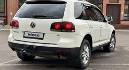 Volkswagen Touareg 2008 года за 6 490 000 тг. в Петропавловск – фото 4