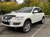 Volkswagen Touareg 2008 года за 6 490 000 тг. в Петропавловск – фото 5