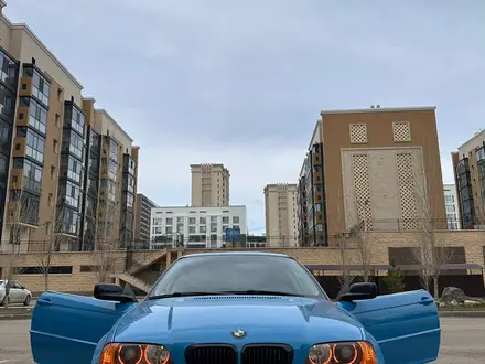 BMW 328 2000 года за 4 500 000 тг. в Астана
