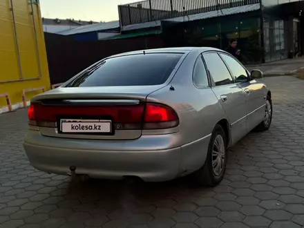 Mazda 626 1997 года за 1 400 000 тг. в Уральск – фото 4