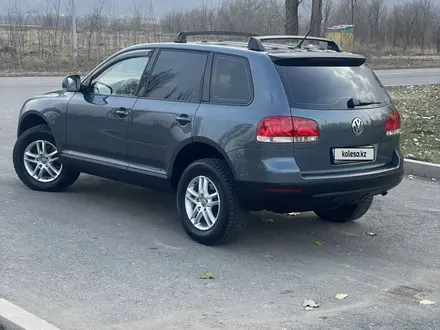 Volkswagen Touareg 2003 года за 5 650 000 тг. в Алматы – фото 8