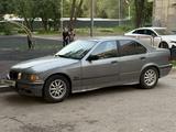 BMW 318 1992 года за 1 700 000 тг. в Алматы – фото 2