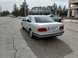 Mercedes-Benz E 280 1998 годаүшін4 600 000 тг. в Алматы – фото 4