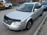 Volkswagen Passat 2005 года за 2 800 000 тг. в Астана – фото 2