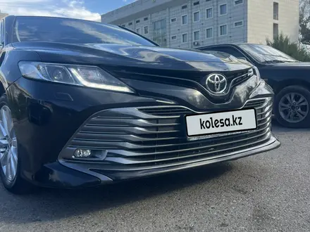 Toyota Camry 2020 года за 12 000 000 тг. в Алматы – фото 3