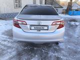 Toyota Camry 2014 года за 8 200 000 тг. в Семей – фото 2