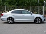 Volkswagen Jetta 2018 года за 7 650 000 тг. в Астана – фото 2