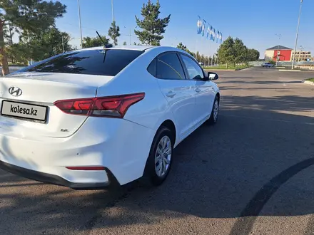 Hyundai Accent 2018 года за 6 900 000 тг. в Тараз – фото 12