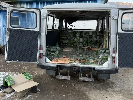 УАЗ Буханка 1996 года за 2 400 000 тг. в Алматы – фото 14