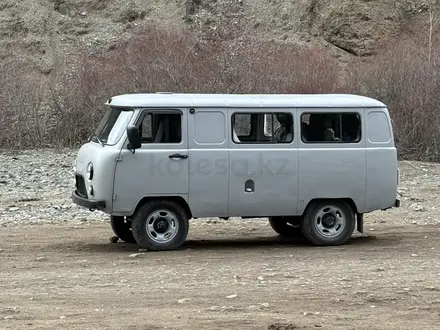 УАЗ Буханка 1996 года за 2 400 000 тг. в Алматы – фото 24