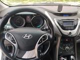 Hyundai Elantra 2015 года за 2 850 000 тг. в Тараз – фото 3