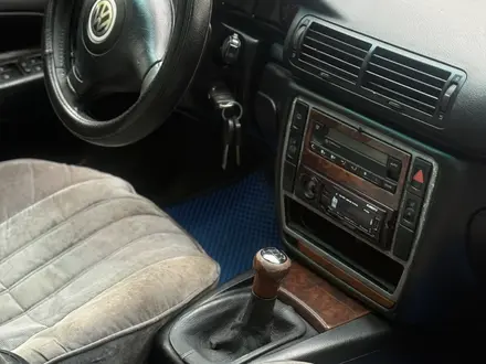 Volkswagen Passat 1998 года за 1 990 000 тг. в Кокшетау – фото 18