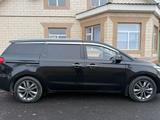 Kia Carnival 2017 годаүшін12 000 000 тг. в Шымкент – фото 4