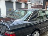 Mercedes-Benz E 320 1995 годаfor1 900 000 тг. в Атырау – фото 3