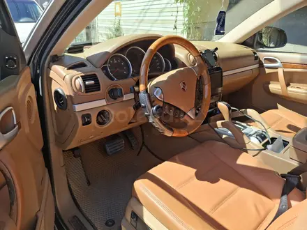 Porsche Cayenne 2007 года за 5 500 000 тг. в Алматы – фото 14