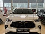 Toyota Highlander 2023 годаүшін38 280 000 тг. в Аркалык