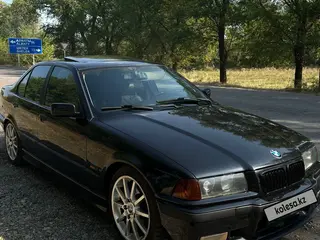 BMW 325