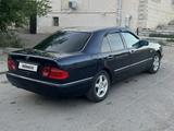 Mercedes-Benz E 280 1996 годаүшін2 000 000 тг. в Жезказган