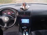 Volkswagen Golf 2002 года за 3 200 000 тг. в Актобе