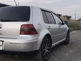 Volkswagen Golf 2002 года за 3 200 000 тг. в Актобе – фото 3